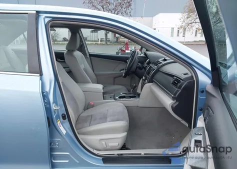 2012 Toyota Camry Hybrid Xle z USA, uszkodzony, nr VIN 4T1BD1FK1CU007205